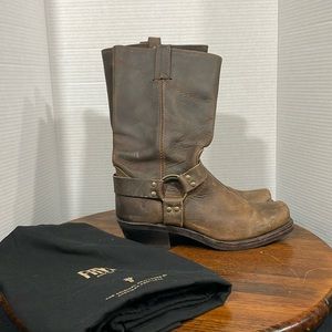 Frye Harness 12R Boots 77300 Women’s Tan Brown MSRP $428